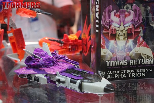 SDCC 2016   Generations Platinum Series And Titans Return Preview Night Display 128 (128 of 157)